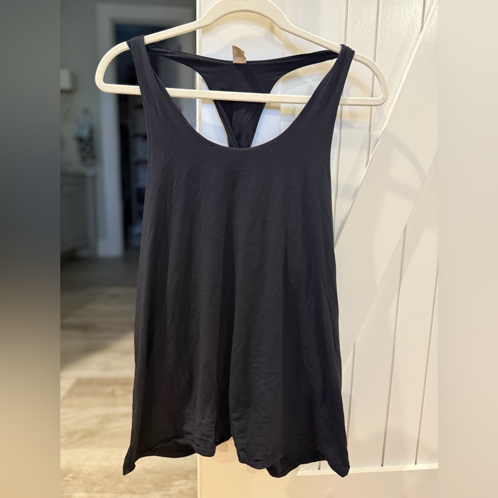 Women’s ALO twisted tank, black, M